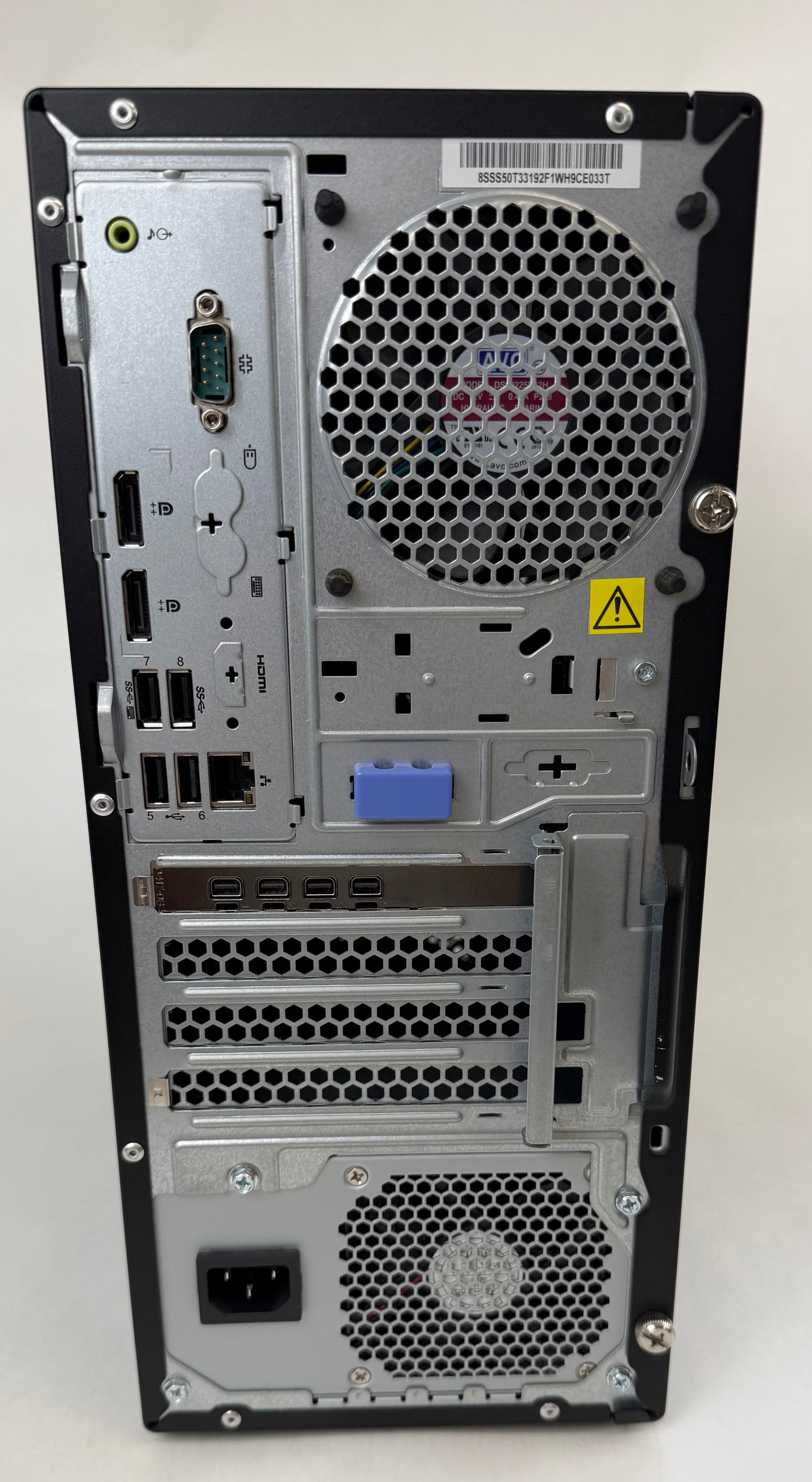 Lenovo ThinkCentre P330 / i7 9700 / Quadro P1000 4gb / 16gb DDR4 2666mhz / 250gb SSD / Windows 11