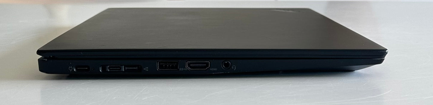 Lenovo Thinkpad T14s Gen 1 / 14" HD / R7 4750u / 16 gb Ram / 256gb SSD / Win 11