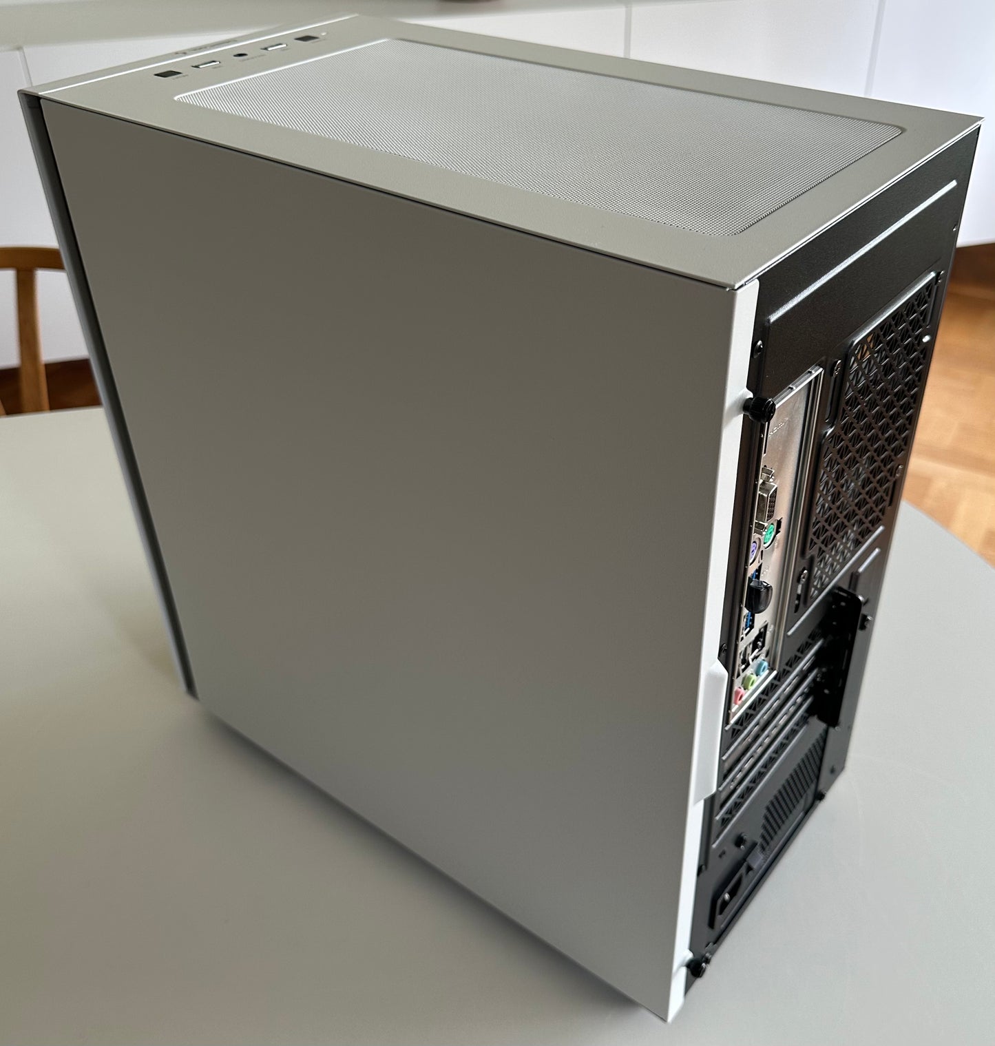 Gamer PC / RX 7600 8gb / R5 7600X / 32gb DDR5 / 1TB SSD / Win 11