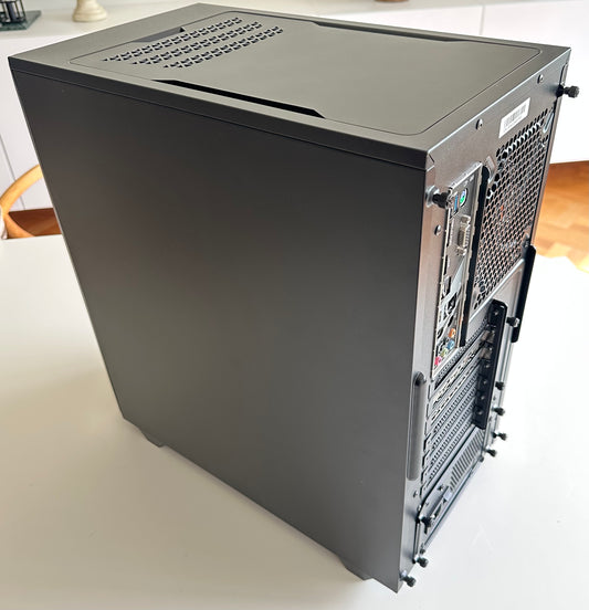 Gamer PC / RTX 2070 Super 8gb / i7 9700K / 16gb DDR4 / 500GB SSD / Win 10