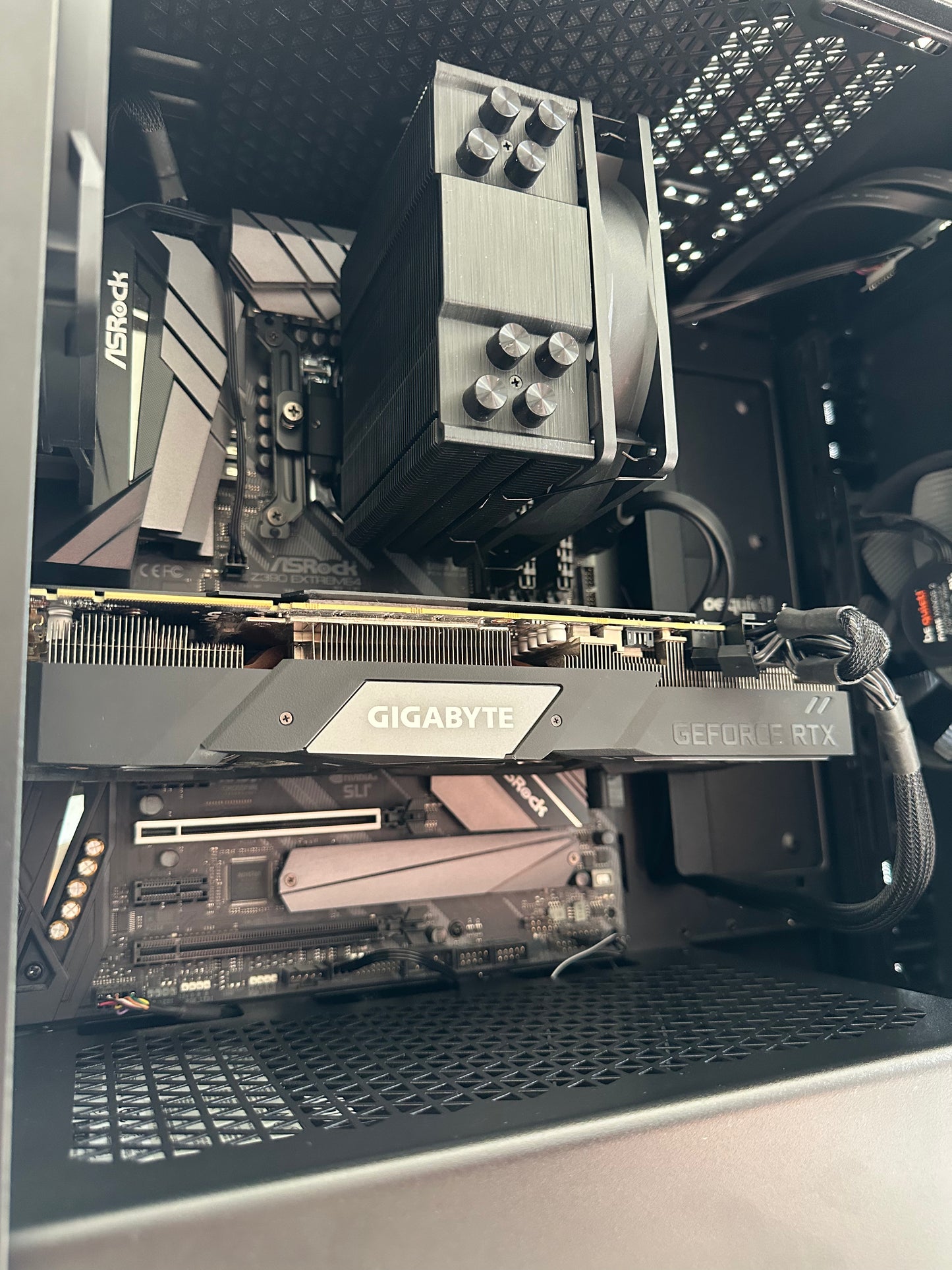 Gamer PC / RTX 2070 Super 8gb / i7 9700K / 16gb DDR4 / 500GB SSD / Win 10
