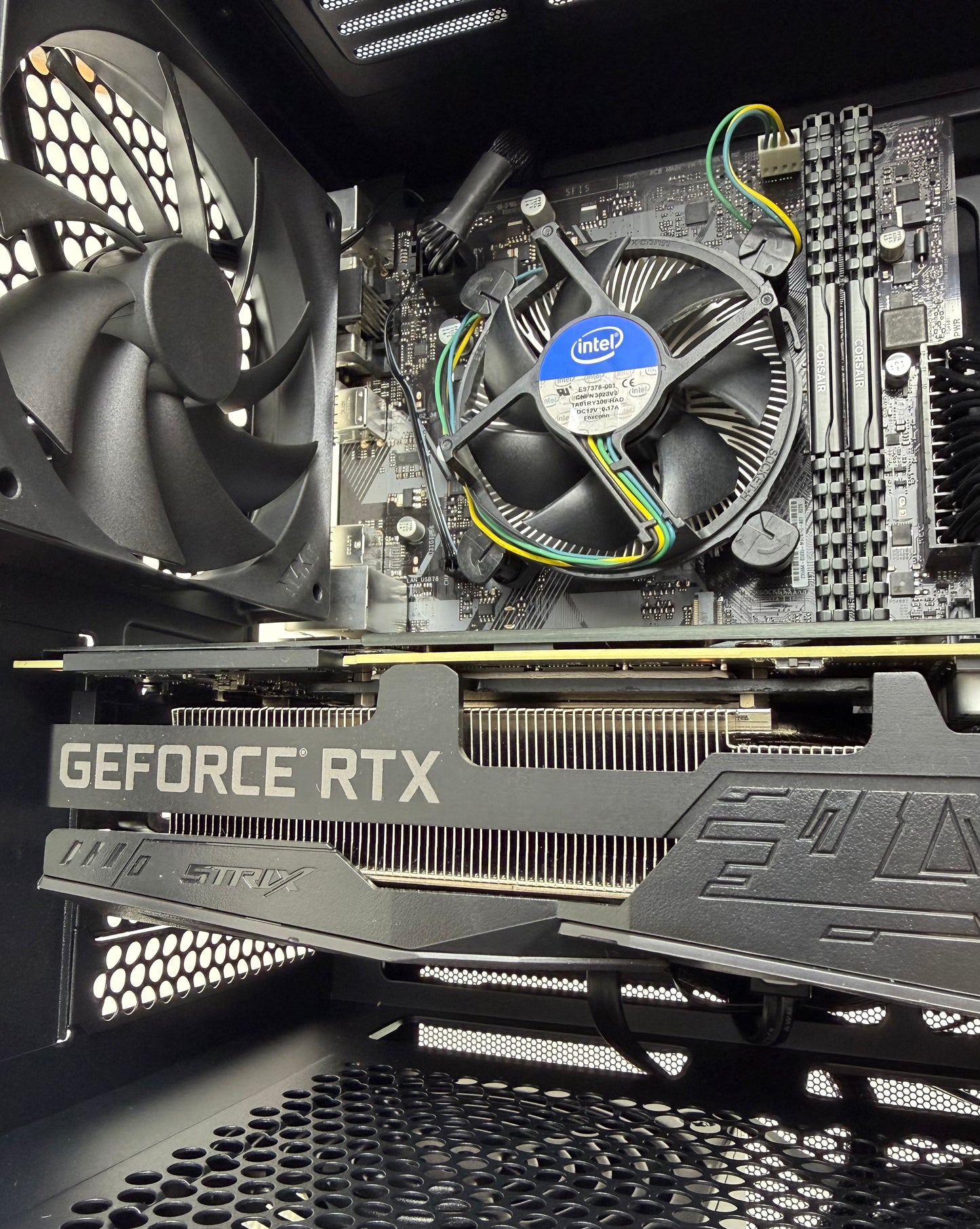 Gamer PC / RTX 2070 Super 8gb / i5 9500 / 16gb Ram / 256gb SSD / Windows 11