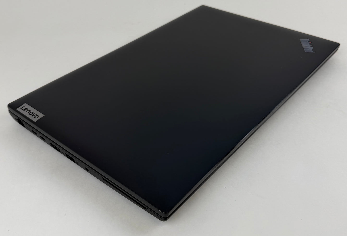 Lenovo Thinkpad L15 Gen 3 / 15.6" / Ryzen 5 Pro 7530U / 16gb Ram / 256gb SSD / Win 11