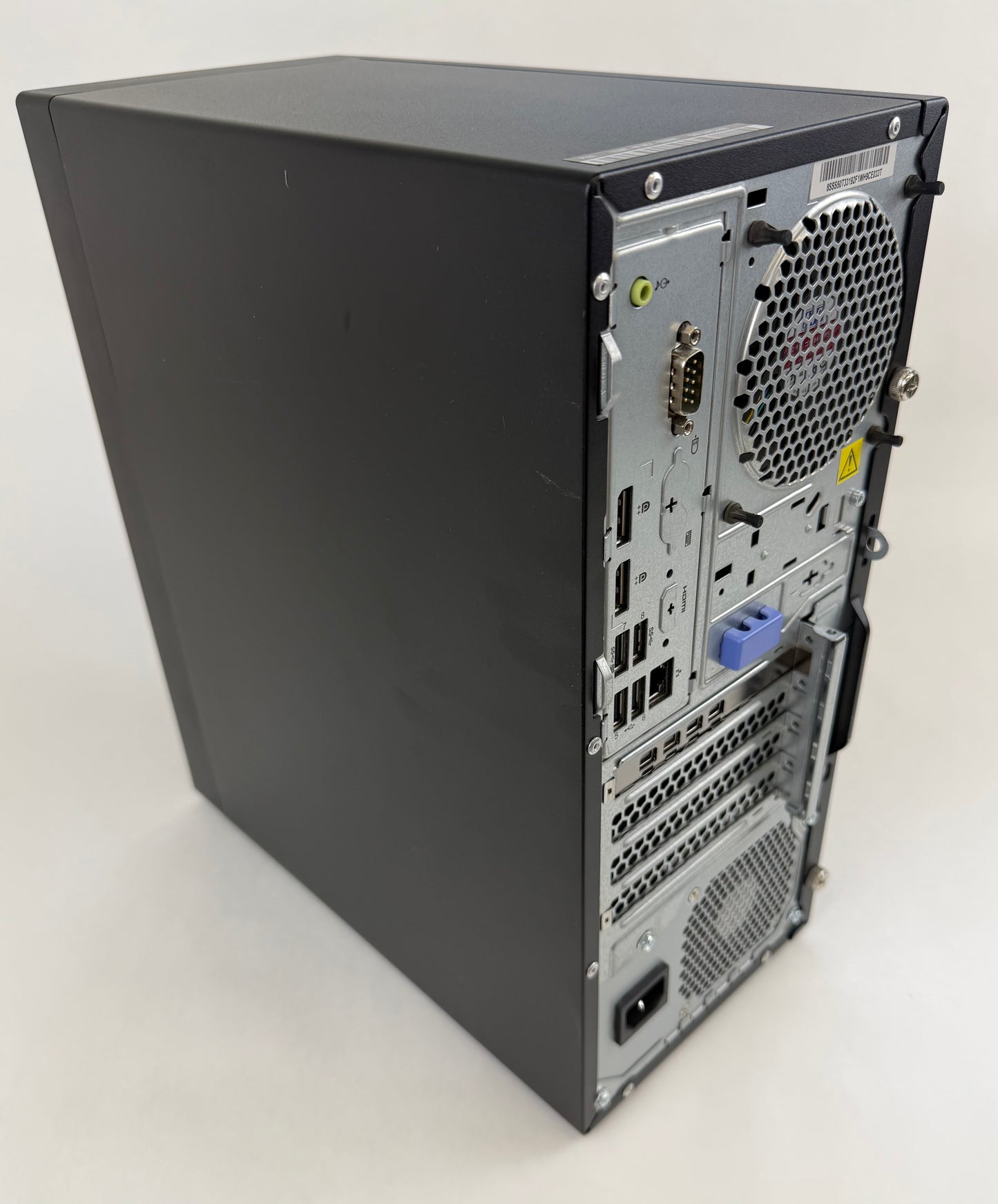 Lenovo ThinkCentre P330 / i7 9700 / Quadro P1000 4gb / 16gb DDR4 2666mhz / 250gb SSD / Windows 11