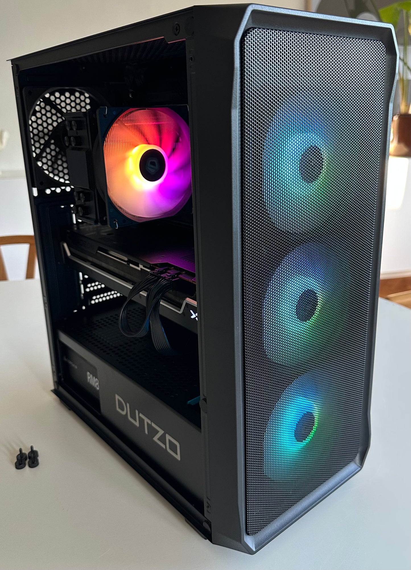 Gamer PC / RX 7900 XT 20gb / R7 7700 / 32gb DDR5 / 500gb SSD / Win 11