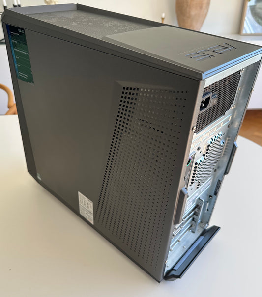 Gamer PC / GTX 760 3gb / i5 4670k / 12gb DDR3 / 256gb SSD / Win 10