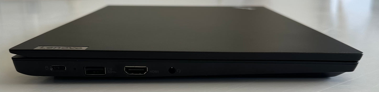 Lenovo Thinkpad E14 Gen 4 / 14" HD / Ryzen 7 5825u / 16 gb Ram / 500gb SSD / Windows 11
