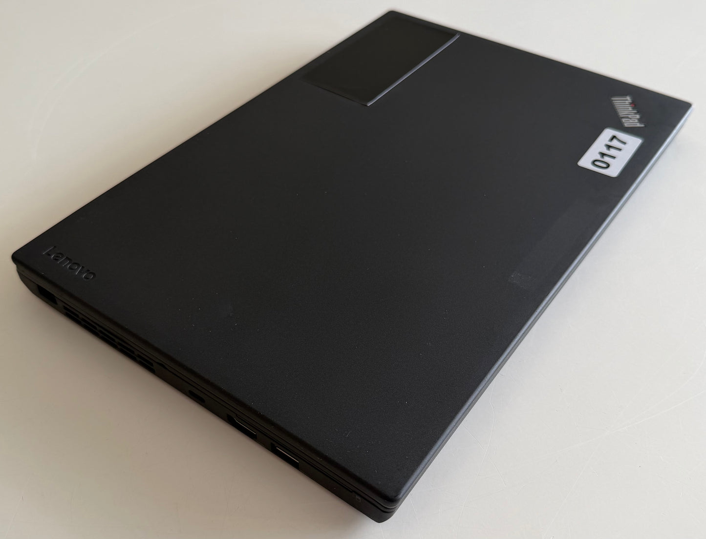 Lenovo Thinkpad X270 / 12.5" FHD / i5 6300u / 8gb Ram / 128gb SSD / Win 11