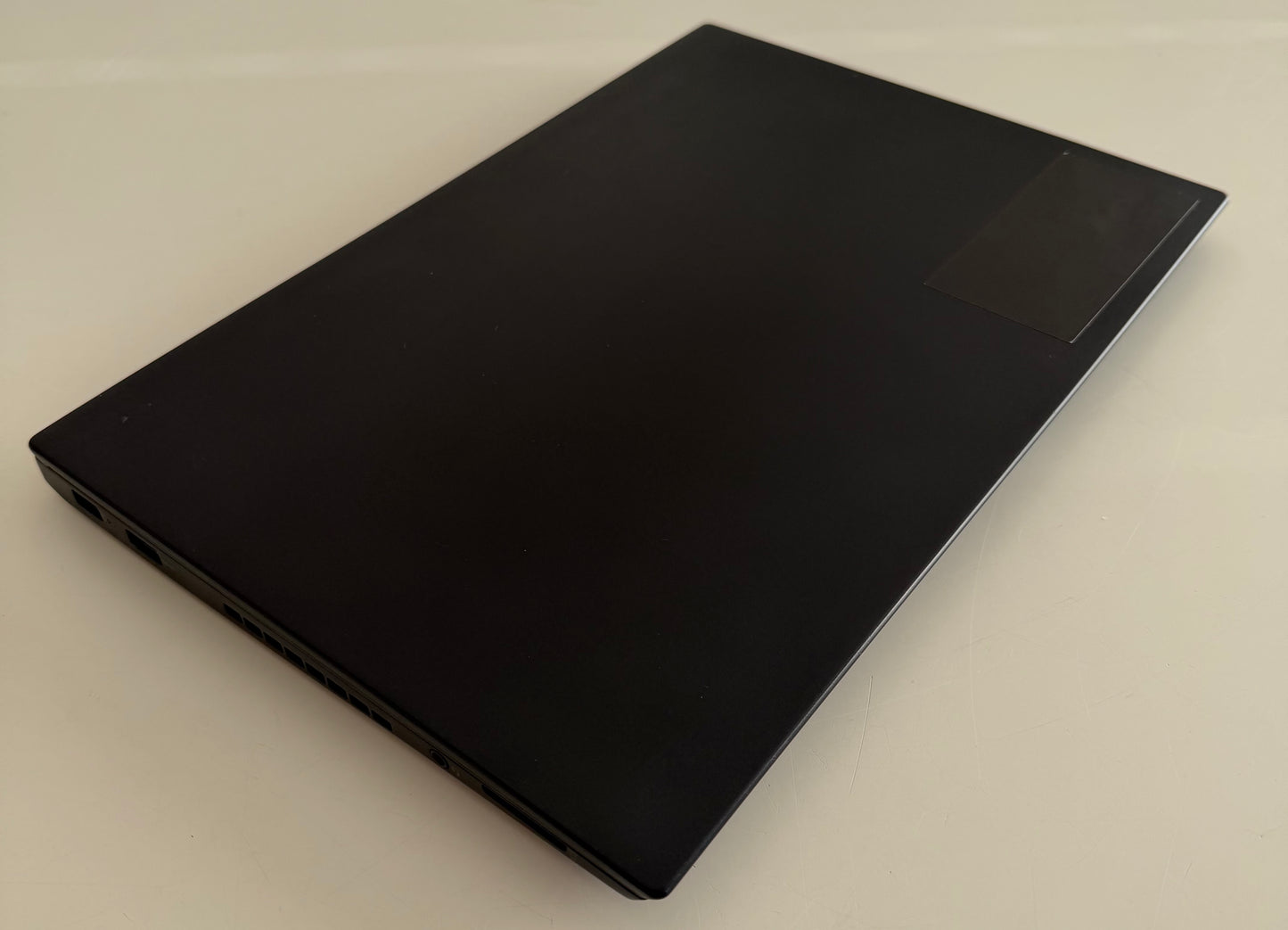 Lenovo Thinkpad T470s / 14" HD / i5 7200u / 8gb Ram / 256gb SSD / Win 11