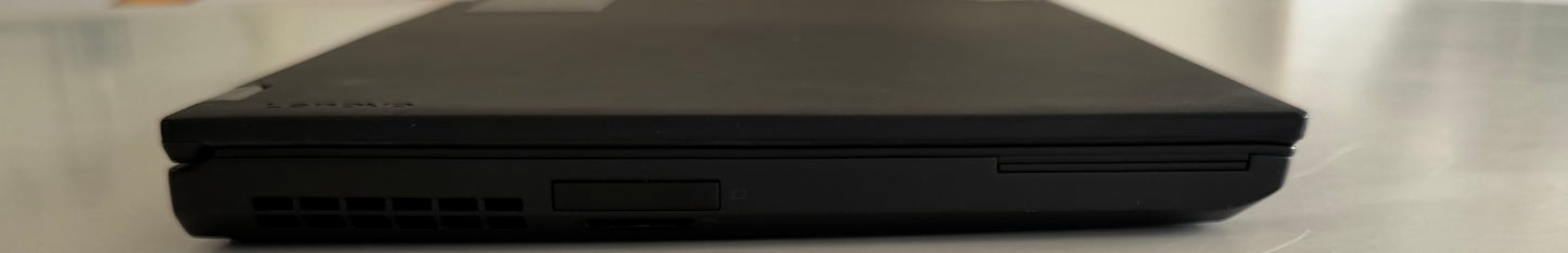 Lenovo Thinkpad P50 / 15" HD / i7 6700HQ / Quadro M1000M 4gb / 16gb Ram / 256gb SSD / Win 11