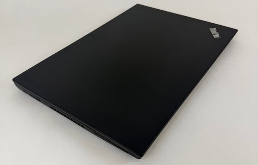 Lenovo Thinkpad T580 / 15" HD / i5 8250u / 8gb Ram / 256gb SSD / Win 11