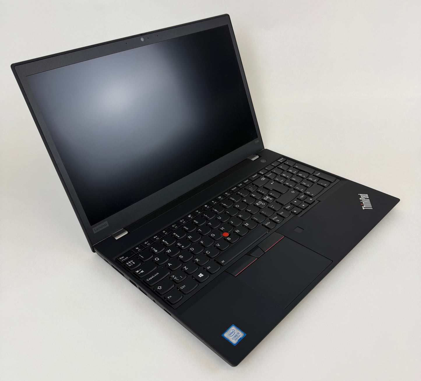 Lenovo Thinkpad T590 / 15" HD / i5 8265u / 8gb Ram / 256gb SSD / Win 11