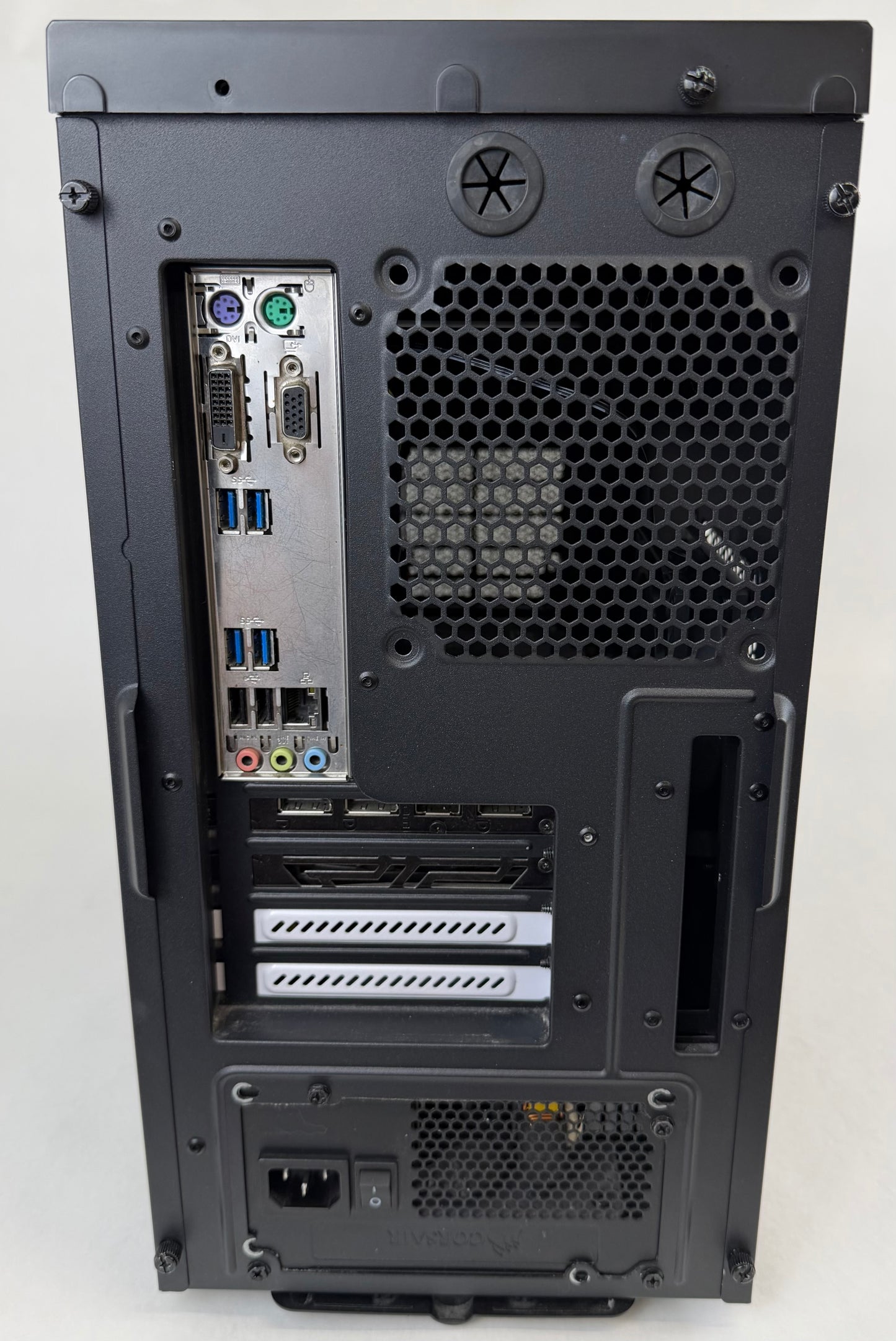 Gamer PC / RTX 2060 / i5 9400f / 16gb Ram / 1TB SSD / Windows 11