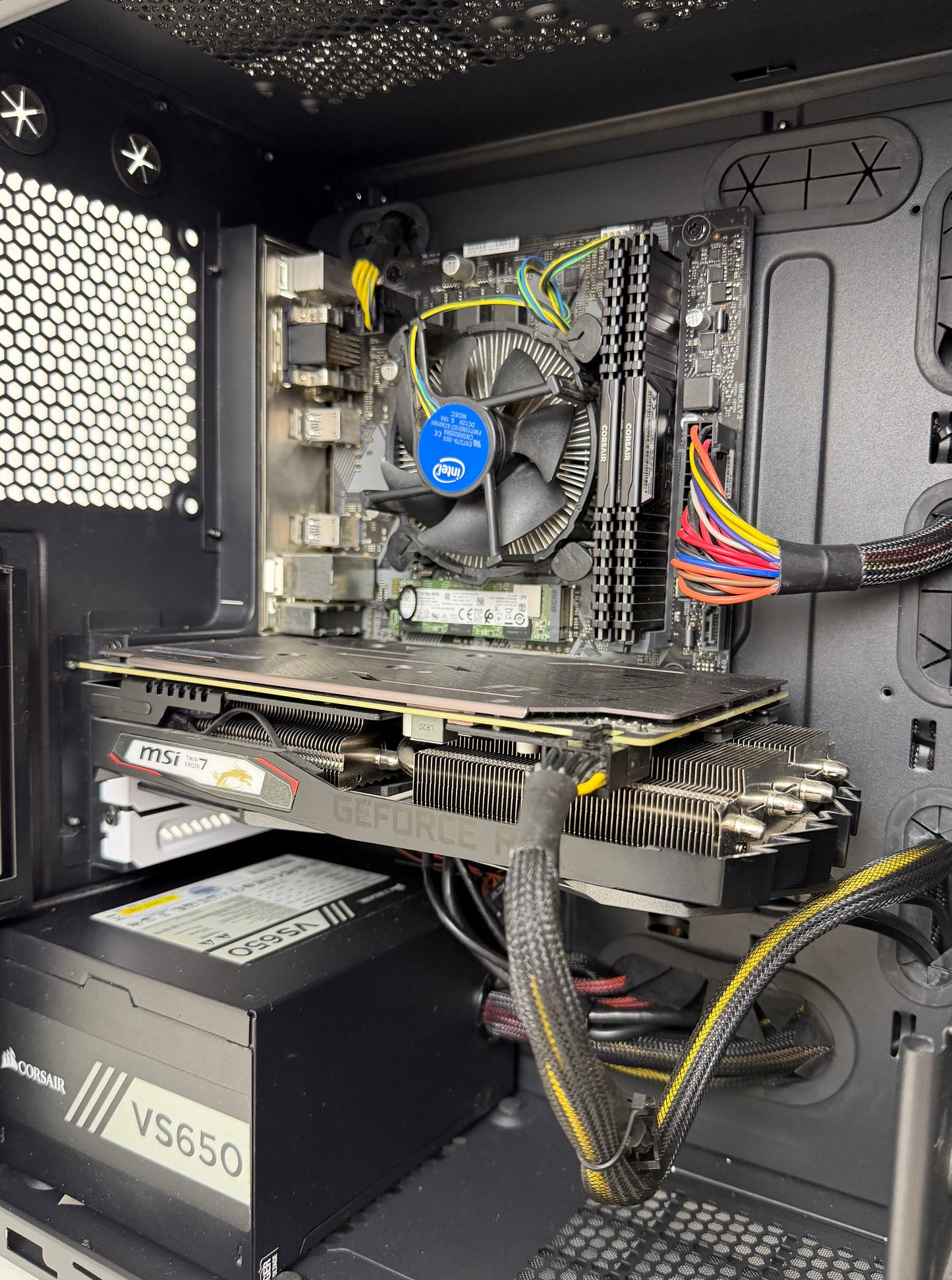 Gamer PC / RTX 2060 / i5 9400f / 16gb Ram / 1TB SSD / Windows 11