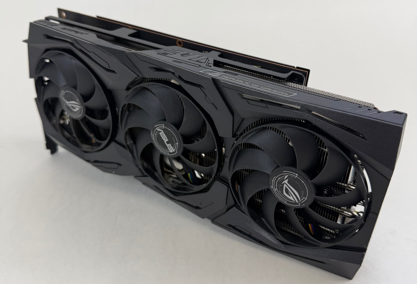 ASUS Strix Radeon RX 5700 XT 8GB GDDR6