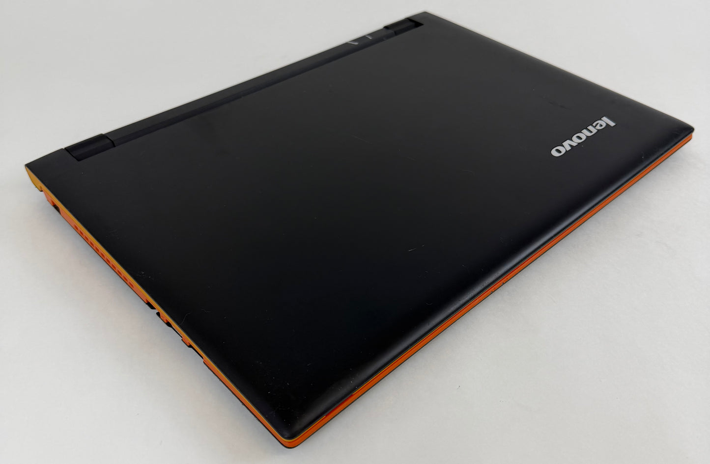Lenovo Ideapad Flex 15 / 15" / i5 4200U / 8gb Ram / Nvidia GT 720 / 500gb SSD / Win 11