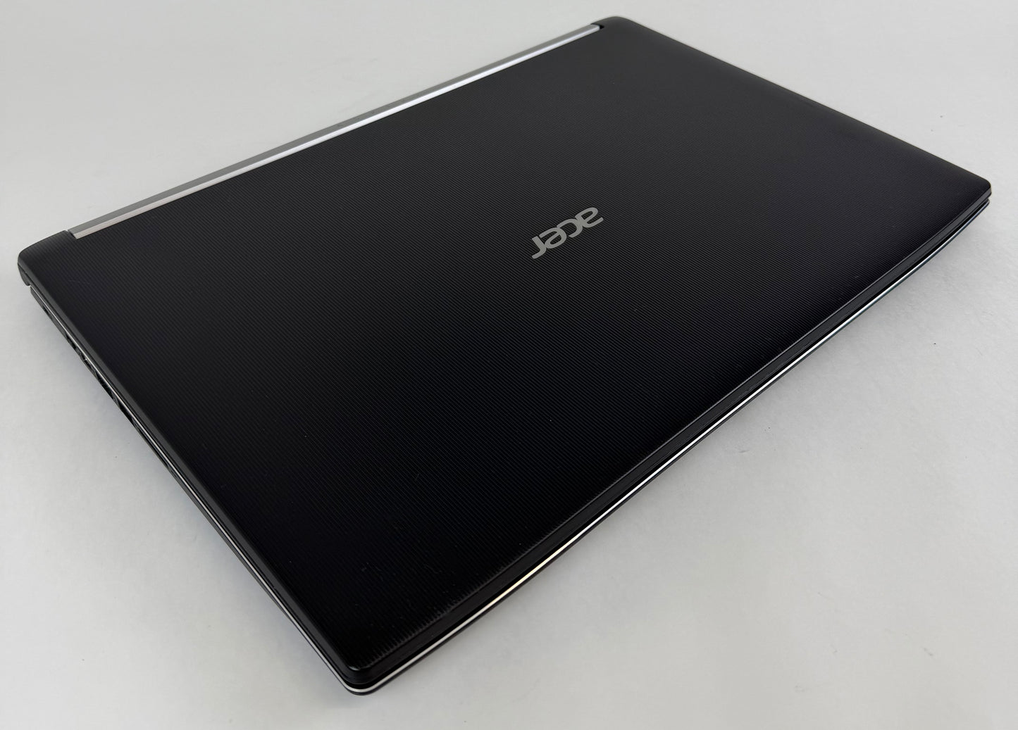 Acer Aspire 5 / 15" / i3 7130U / 8gb Ram / 128gb SSD / Win 11