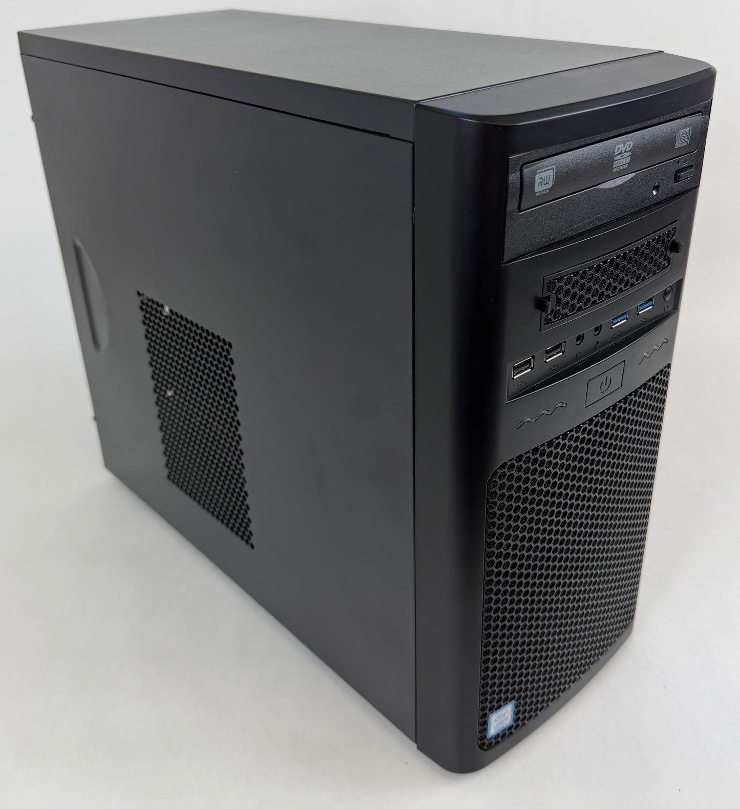 Gamer PC / RX 5600 XT 6gb / i5 8500 / 16gb Ram / 250gb SSD / Windows 11
